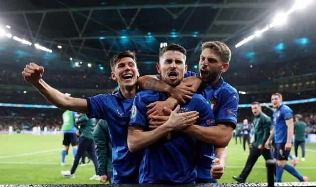 世界杯官方客户端下载中心-王勤伯：曼奇尼能伸能屈，防守反击仍是意大利DNA