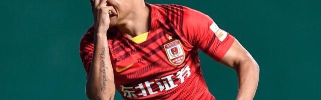 中超争冠组综述：争冠三雄均告捷 国安取胜焦点战